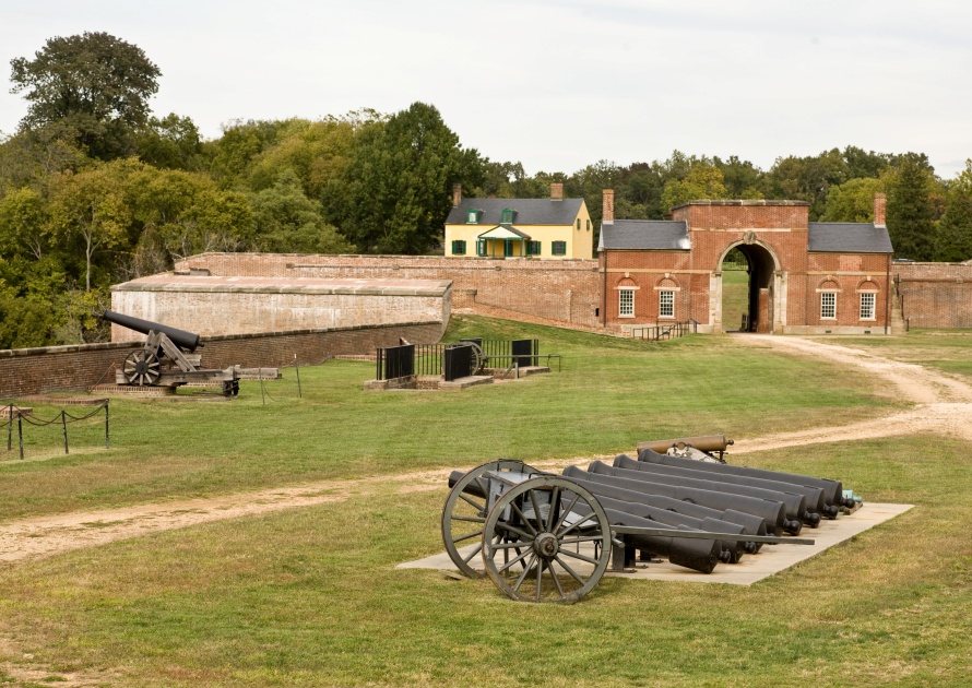 Fort Washington Maryland Courtyard