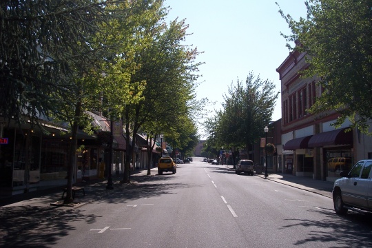 Main Street in Roseburg Oregon