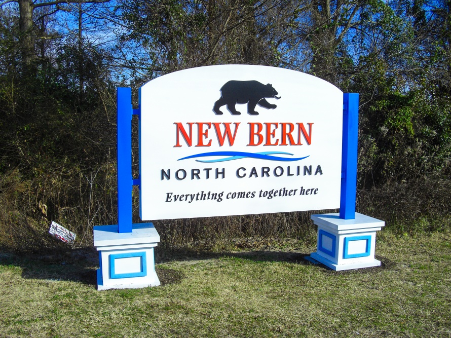 New Bern, NC / USA - 12/31/2014 - Welcome sign of the city of New Bern, NC, USA near Highway 17 /70. 