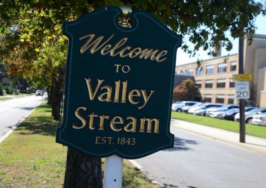 Welcome to Valley Stream Sign in New York