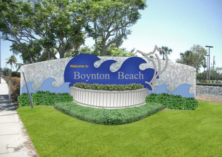 Entrance Boynton Beach Florida