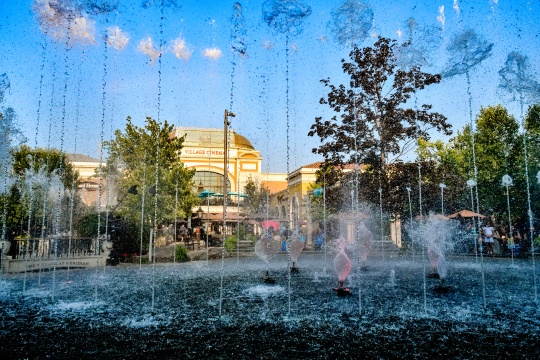 Meridian, Idaho / USA - August 8 2018: Fountain Square at The Village