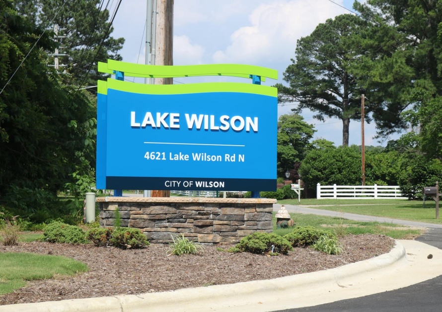 Lake Wilson Sign in Wilson North Carolina