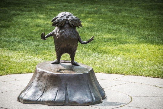 A picture of the Lorax statue at the Dr. Seuss Museum in Springfield Massachusetts