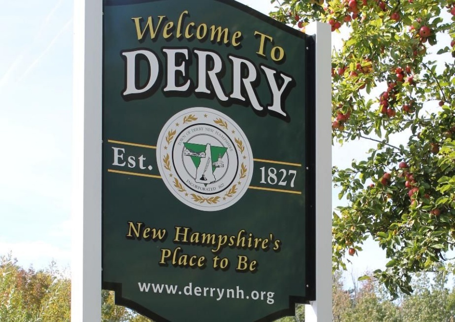 Welcome to Derry Sign in New Hampshire